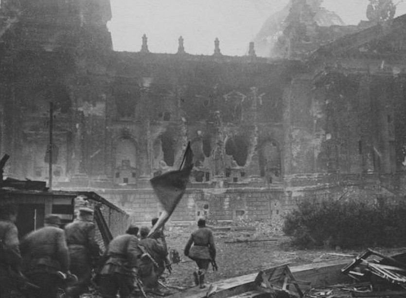 30 апреля 1945 года разрушенный Берлин